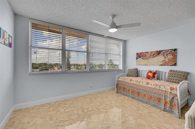 2521 NW 104th Avenue 402, Sunrise, FL 33322