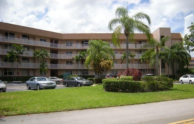 2521 NW 104th Avenue 402, Sunrise, FL 33322