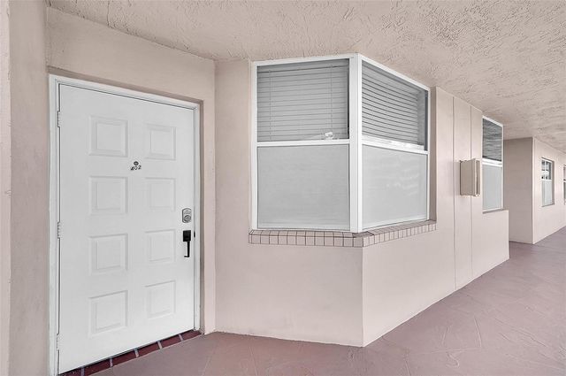 2521 NW 104th Avenue 402, Sunrise, FL 33322