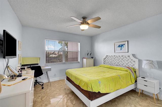 2521 NW 104th Avenue 402, Sunrise, FL 33322