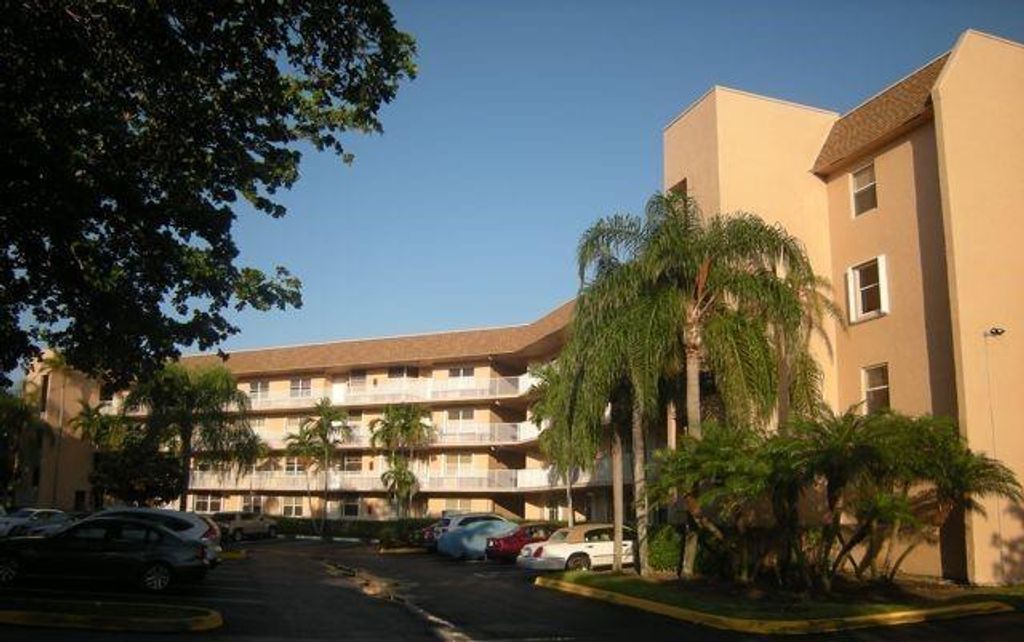 2521 NW 104th Avenue 402, Sunrise, FL 33322