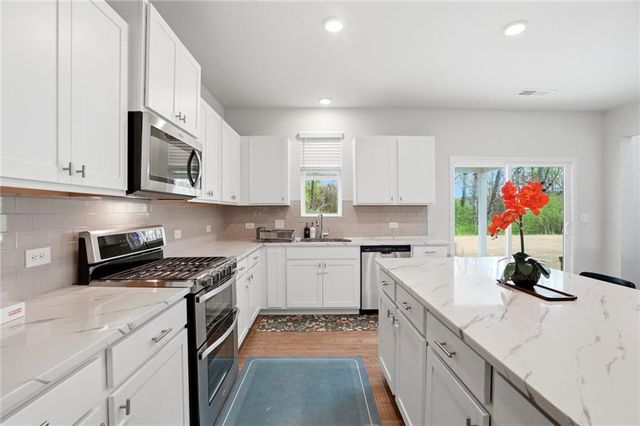 7125 Ellorie Drive, Dawsonville, GA 30534