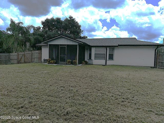 259 Emerson Drive NW, Palm Bay, FL 32907