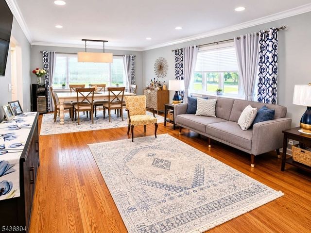 286 N Livingston Ave, Livingston Twp., NJ 07039