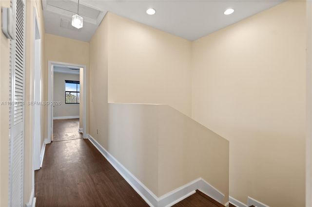 5701 NW 47th Ave, Tamarac, FL 33319