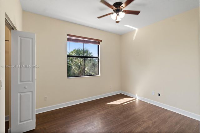 5701 NW 47th Ave, Tamarac, FL 33319