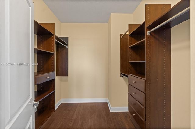 5701 NW 47th Ave, Tamarac, FL 33319