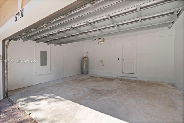 5701 NW 47th Ave, Tamarac, FL 33319