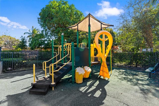 5701 NW 47th Ave, Tamarac, FL 33319