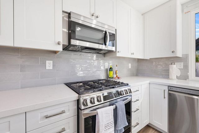 36 San Sebastian Drive, Rancho Mirage, CA 92270