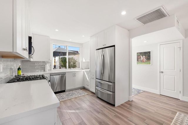 36 San Sebastian Drive, Rancho Mirage, CA 92270