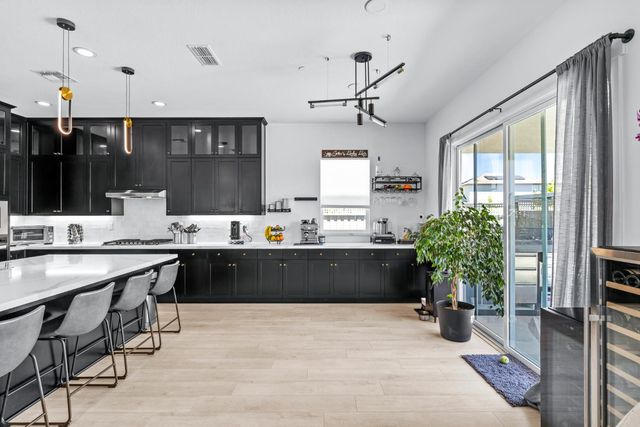 3483 Mulholland Dr, Lathrop, CA 95330