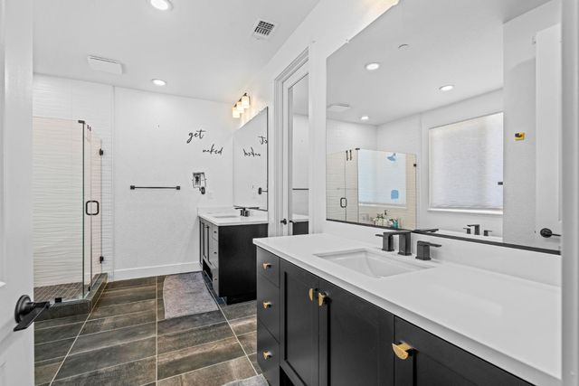3483 Mulholland Dr, Lathrop, CA 95330