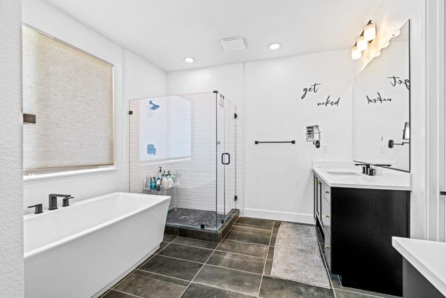 3483 Mulholland Dr, Lathrop, CA 95330
