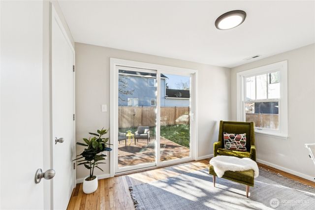 9059 3rd Avenue NW, Seattle, WA 98117