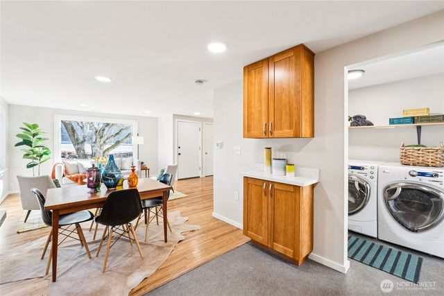 9059 3rd Avenue NW, Seattle, WA 98117