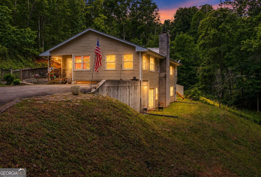 169 N Pinecrest Road, Toccoa, GA 30577 — photo 2