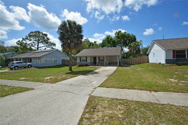 620 PENT STREET, Tarpon Springs, FL 34689