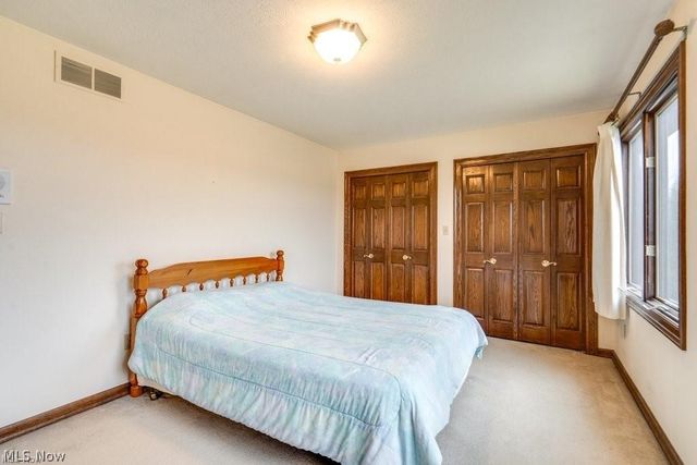 4700 Barnsleigh Drive, Bath, OH 44333