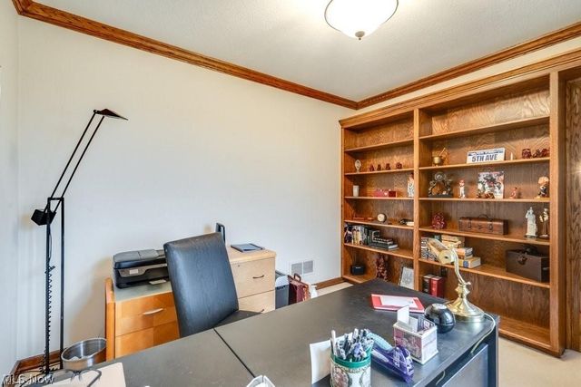 4700 Barnsleigh Drive, Bath, OH 44333