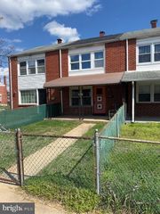 2003 LARKHALL RD, Dundalk, MD 21222