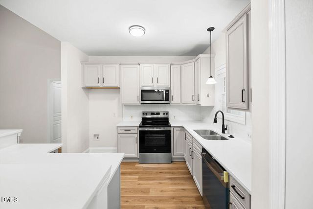 9114 Clinton Road, Autryville, NC 28318