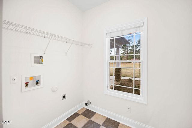 9114 Clinton Road, Autryville, NC 28318