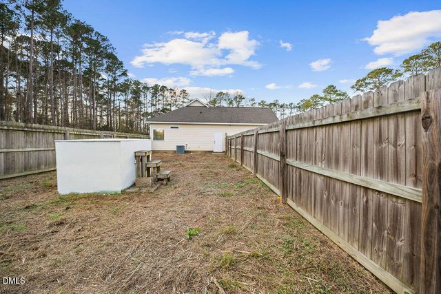 9114 Clinton Road, Autryville, NC 28318