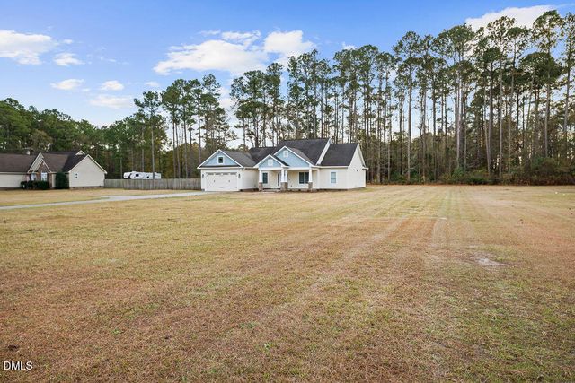 9114 Clinton Road, Autryville, NC 28318