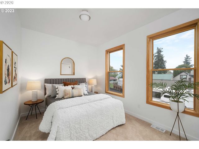 7741 Se lambert St, Portland, OR 97206