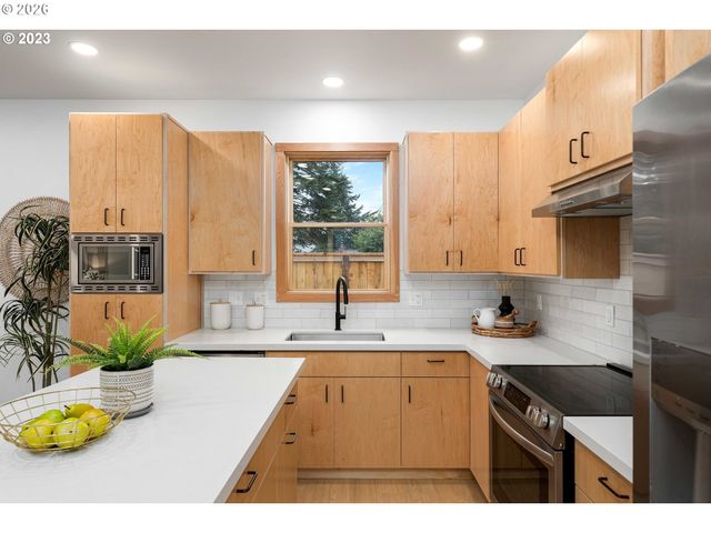 7741 Se lambert St, Portland, OR 97206