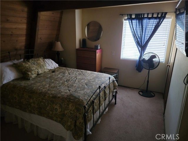 32826 Truman Lane, Running Springs, CA 92382