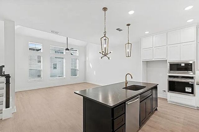 16046 Mason Run Drive, Houston, TX 77079