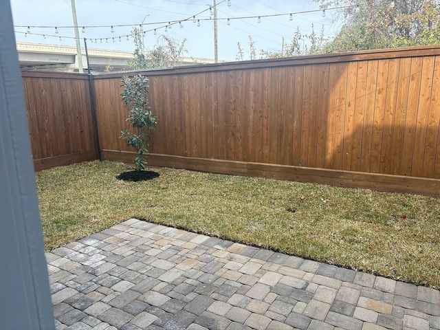 16046 Mason Run Drive, Houston, TX 77079