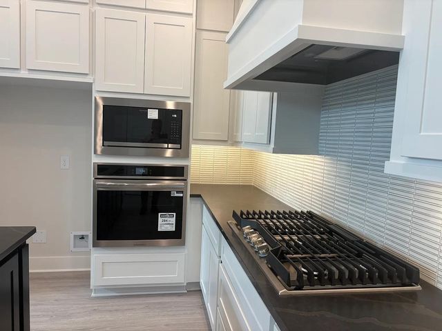 16046 Mason Run Drive, Houston, TX 77079