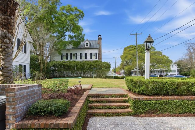 207 Pitt Street, Mount Pleasant, SC 29464