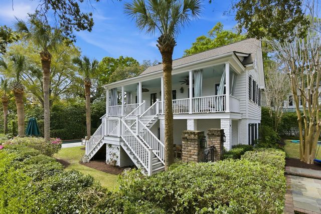 207 Pitt Street, Mount Pleasant, SC 29464