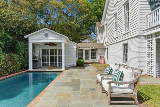 207 Pitt Street, Mount Pleasant, SC 29464