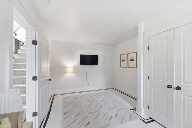 207 Pitt Street, Mount Pleasant, SC 29464