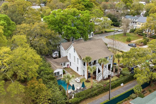 207 Pitt Street, Mount Pleasant, SC 29464