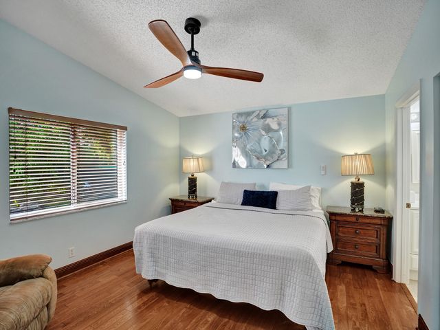 1245 SW 46th Way, Deerfield Beach, FL 33442