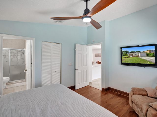 1245 SW 46th Way, Deerfield Beach, FL 33442