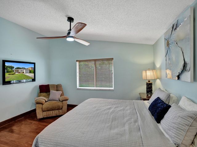 1245 SW 46th Way, Deerfield Beach, FL 33442