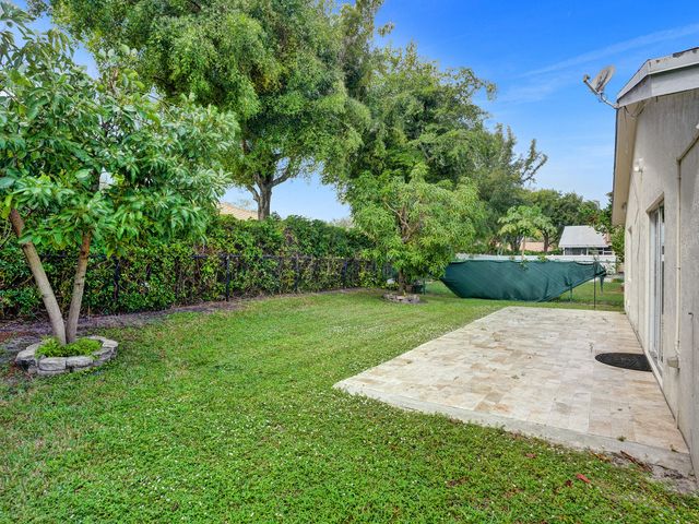 1245 SW 46th Way, Deerfield Beach, FL 33442