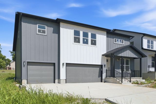 5328 S Dayton Avenue, Springfield, MO 65810