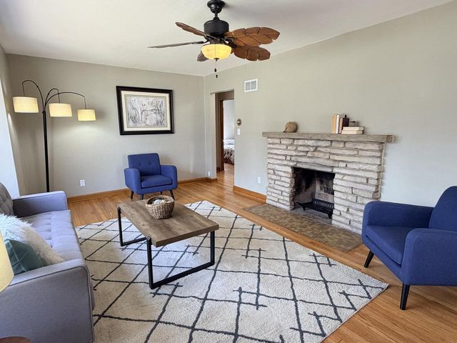 2405 S 83rd STREET, West Allis, WI 53219