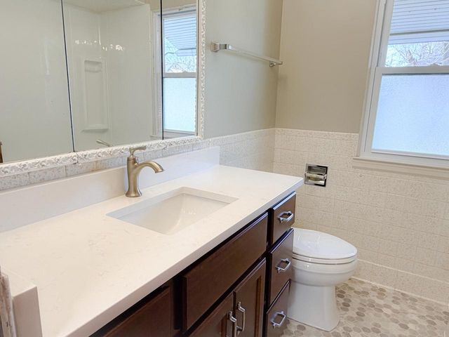 2405 S 83rd STREET, West Allis, WI 53219