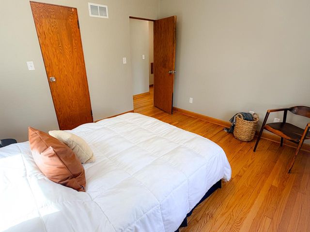 2405 S 83rd STREET, West Allis, WI 53219