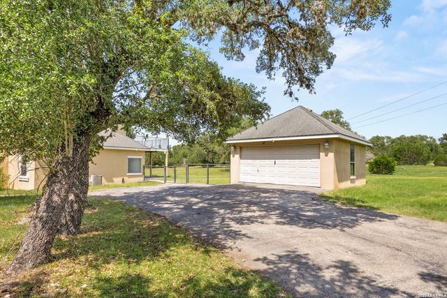 321 LANTANA RDG, Spring Branch, TX 78070