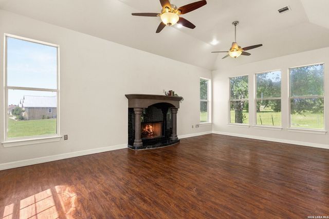 321 LANTANA RDG, Spring Branch, TX 78070